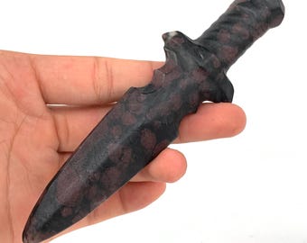 5.8"+ Natural Garnet Quartz Knife Skull,Crystal,Quartz,Knife Skull,Crystal Knife Skull,Crystal Specimen,Home Decoration,Crystal Gift 1PC