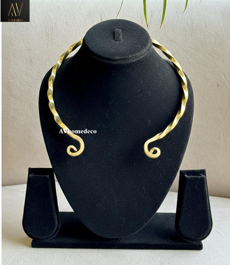 Hand-forged Medieval Iron Torc Brass Finish – Viking Style Traditional ...