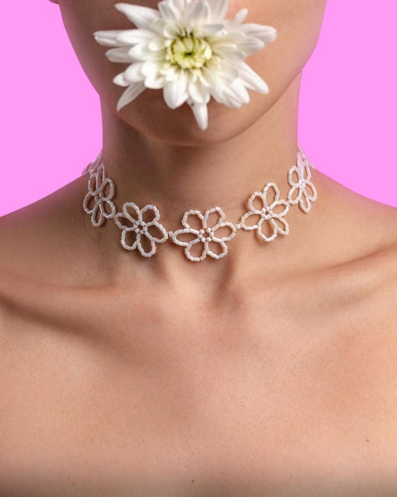 Handmade White Seed Bead Flower Choker: Boho Y2K Beaded Necklace