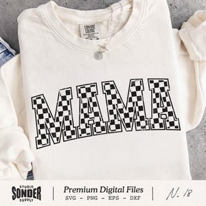 Motif à carreaux « Maman » au format SVG, fichier graphique rétro pour maman, illustration vintage pour t-shirt fête des mères, fichiers de découpe Cricut Silhouette, fichier DTF imprimé « Maman tendance ».