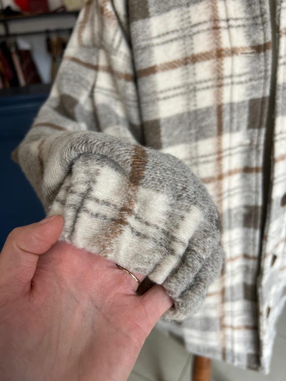 Vintage Plaid Fleece Shacket: Universal Thread Ov… - image 4