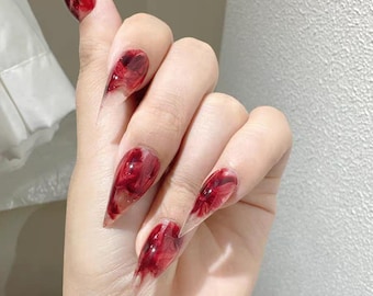 Uñas postizas con diseño de garra de dragón, uñas postizas con diseño de sangre de vampiro para Halloween, uñas acrílicas con diseño de garra de gato de bruja, uñas postizas de temporada espeluznante.