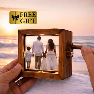 カスタムクランクフォトアニメーションボックス、ライト付きパーソナライズ木製フリップブック、彼/彼女へのクリエイティブな記念日ギフト、バレンタインデーギフト