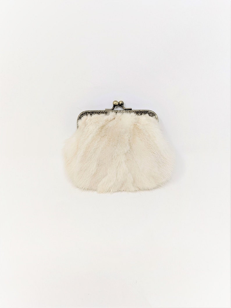 Vintage recycled mink fur wallet Upcycled genuine fur Antique vintage frame fluffy furs natural offwhite Sustainable fashion boho