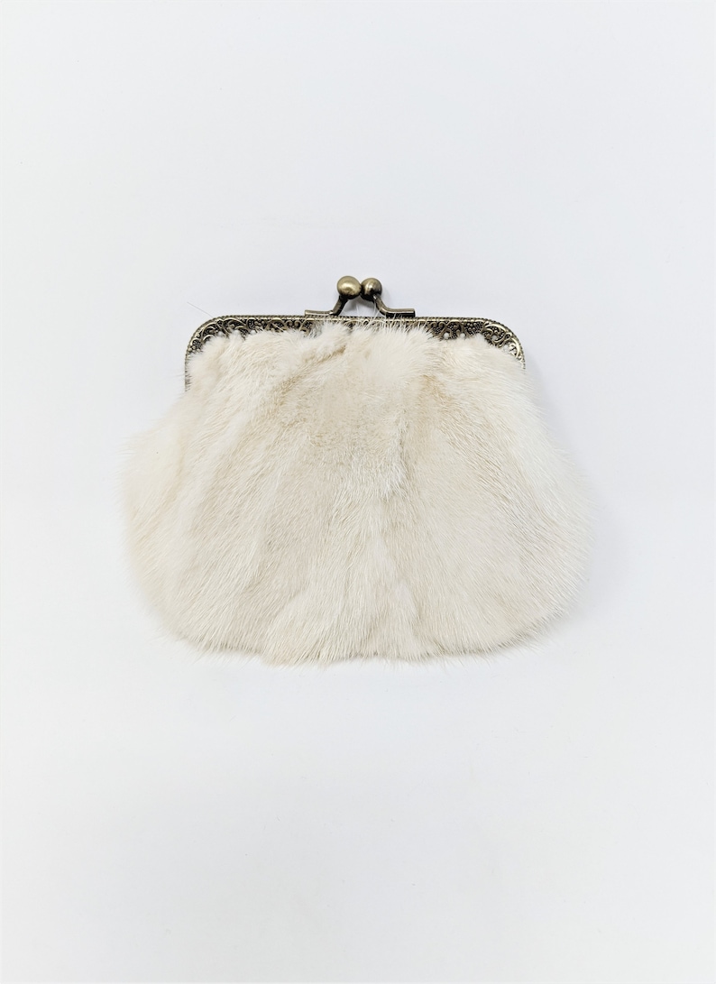 Vintage recycled mink fur wallet Upcycled genuine fur Antique vintage frame fluffy furs natural offwhite Sustainable fashion boho