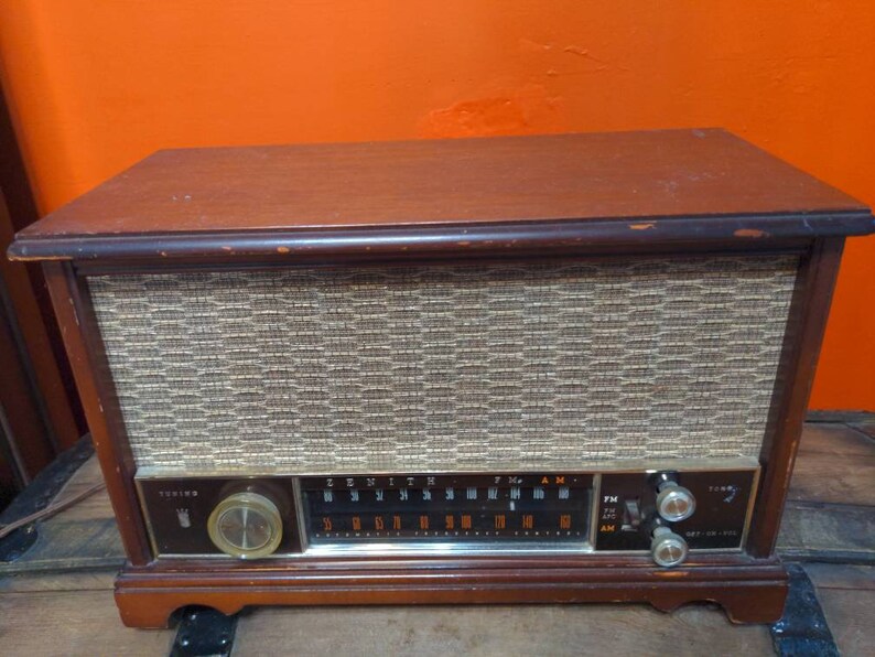 Vintage Zenith 1950's Long Distance AM/FM Model K731 Radio - Etsy