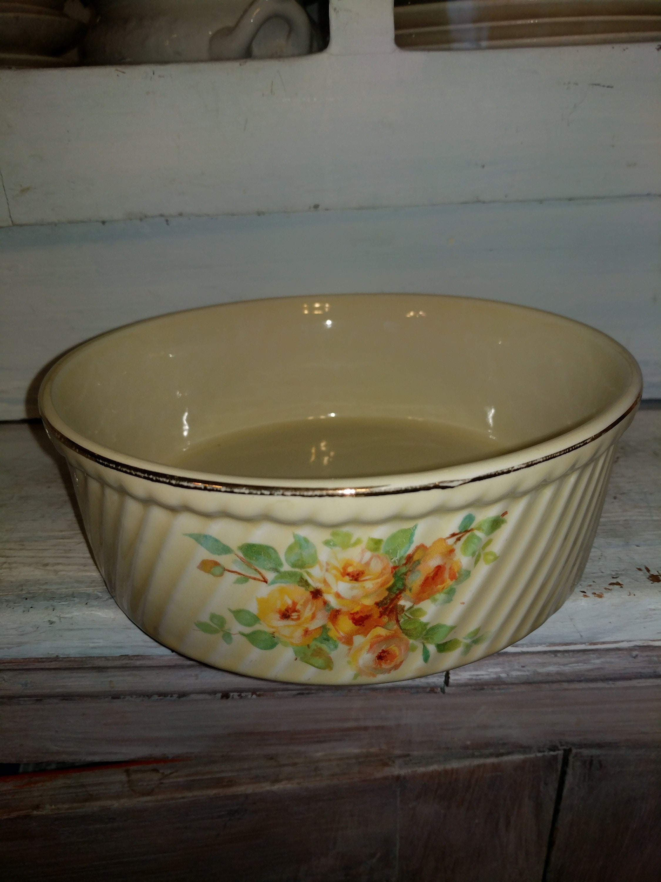 hall's superior quality kitchenware