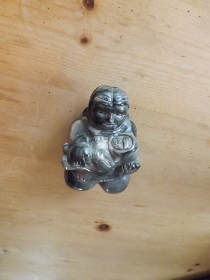 Download Inuit Molded Soapstone Sculpture Thorn Art Canada Eskimo ...