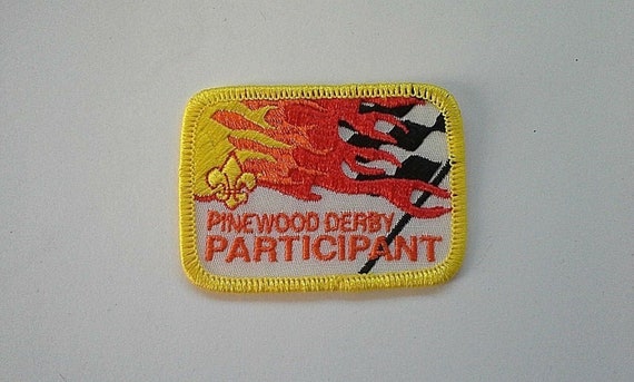 BSA Boy Scouts of America Pinewood Derby Racer Badge Patch Cub Scouts