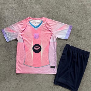 Divisa Da Calcio Per Bambino YEESON, Maglia + Pantaloncini + Calzini, Rosa, Taglia 5-6 Anni (7#) - 5