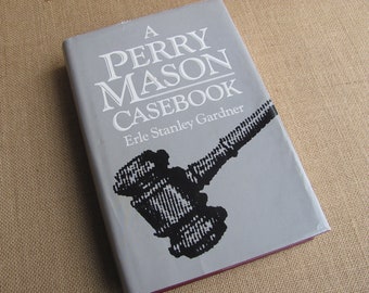 Vintage Book A Perry Mason Casebook, Four Court Mysteries In One Volume Detective Private Eye Lawyer