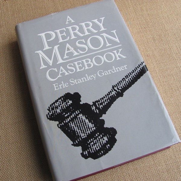 Vintage Book A Perry Mason Casebook, Four Court Mysteries In One Volume Detective Private Eye Lawyer