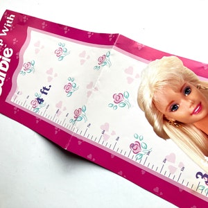 Barbie Growth Chart, Growing Up With Barbie Wall Poster 1990s Measures Child Up To 4 ft. 2 In afbeelding 2