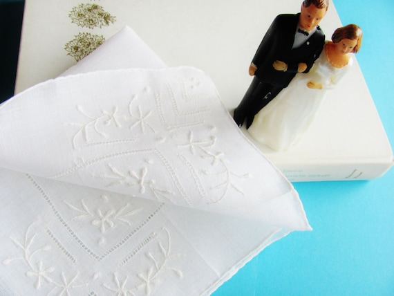 Handkerchief Bride's Wedding White Linen Hanky 11… - image 1