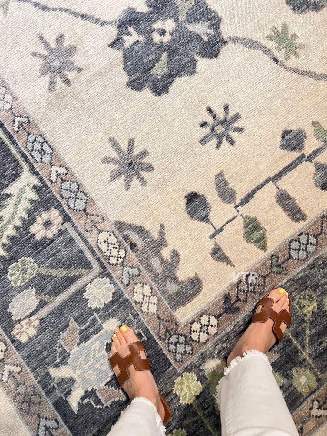 Antique Muted Beige Rug With Black Border, 9x12 Turkish Oushak Rug ...
