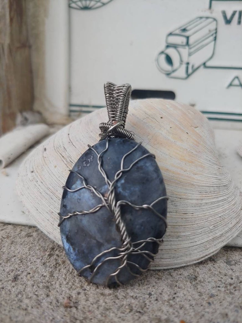 Titanium Tree of Life,Black Labradorite,Labradorite Stone,Titanium wire,Labradorite,Black Stone,Wire Tree,Wire Wrapped Pendant,Witch,Wiccan