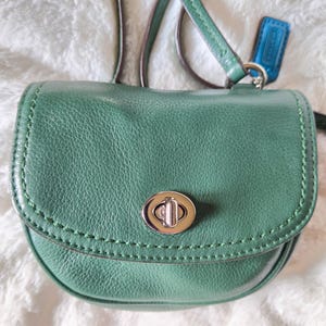 Vintage Coach Purse With Turnlock - OLD COACH Turnlock Bag 