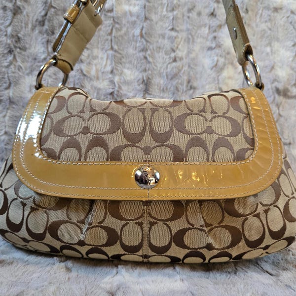 Vintage Coach Soho Hobo Bag | Sig C Khaki Tan Canvas Patent Leather Y2K Shoulder Bag