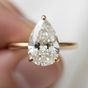 Bague de fiançailles en or massif 3 griffes en forme de poire certifiée IGI cultivée en laboratoire et cultivée en laboratoire pour la Saint-Valentin, cadeau pour elle