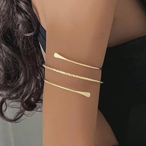 Minimally Hollowed Out Armband, Personalized Geometric Hip-Hop, Niche Adjustable Arm Bracelet Arm Cuff