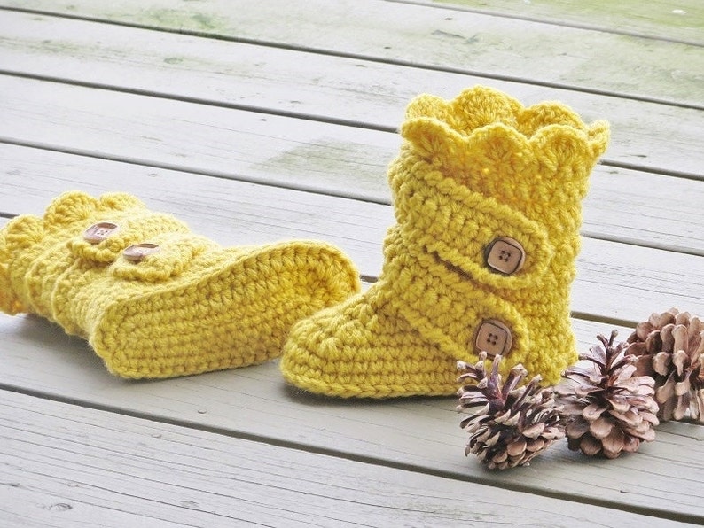 Crochet Pattern for Child's Boots, Kids Boots Crochet Pattern, Slipper Crochet Pattern, Child's Classic Snow Boots image 1