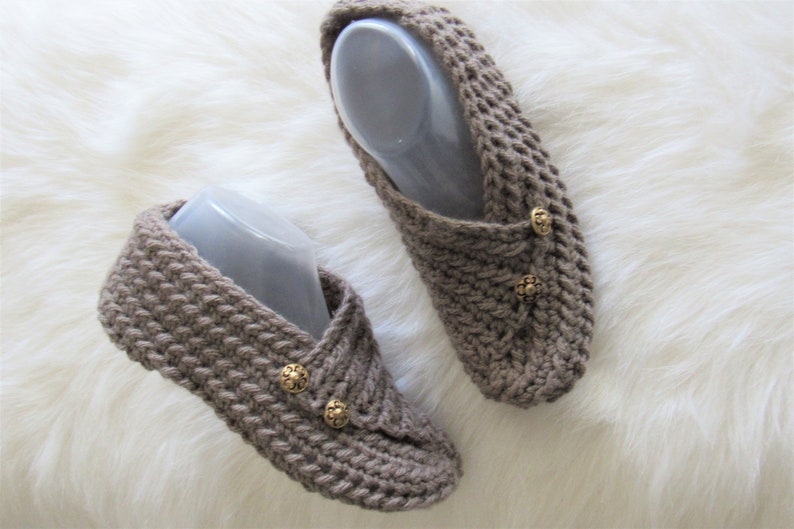 Crochet Slippers from a Rectangle, Crochet slipper pattern, in US sizes 5-10 image 6