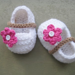 Crochet Booties Pattern, Crochet Pattern Booties for Girls in 4 sizes, Ballet Flats image 2