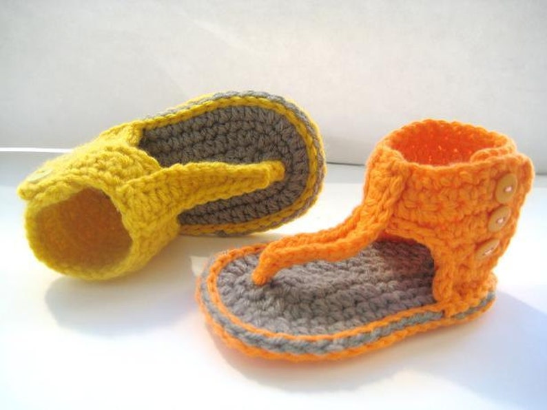 Crochet Pattern for Baby Sandals or Booties Pdf Pattern Gladiator Sandals INSTANT DOWNLOAD image 1