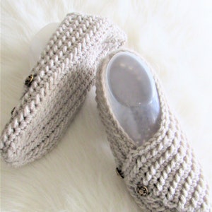 Crochet Slippers from a Rectangle, Crochet slipper pattern, in US sizes 5-10 image 8