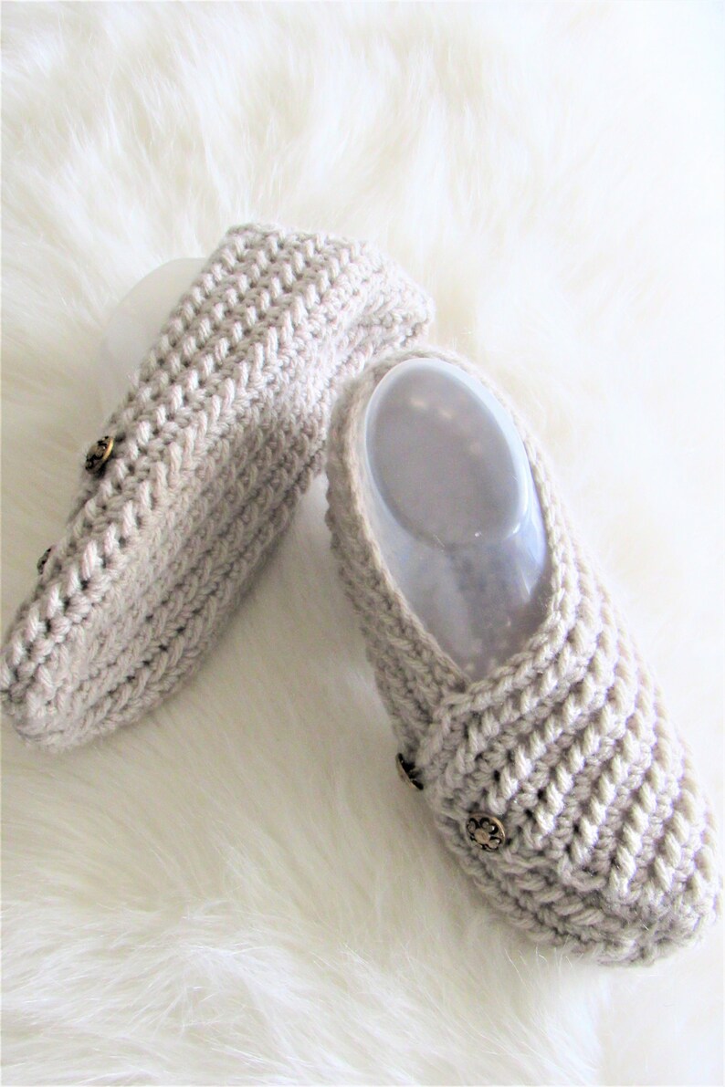 Crochet Slippers from a Rectangle, Crochet slipper pattern, in US sizes 5-10 image 8