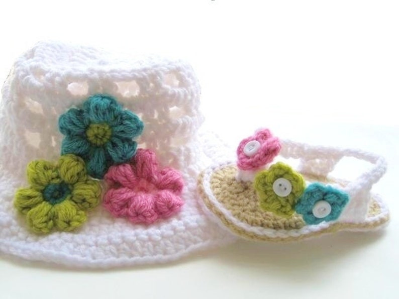 Crochet Pattern Booties , Baby Flip Flops or Thongs for Girls, Crochet Pattern in 4 sizes pdf pattern for sale image 3