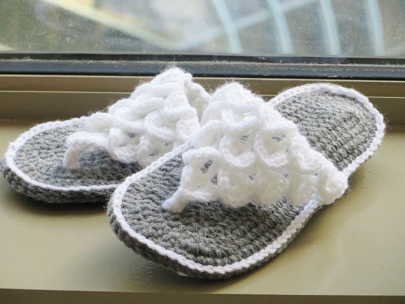 CROCHET Slipper PATTERN, Crochet Sandals Pattern, Crocodile Stitch Slippers for Women, image 4