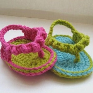 Crochet Pattern Booties , Baby Flip Flops or Thongs for Girls, Crochet Pattern in 4 sizes pdf pattern for sale image 2