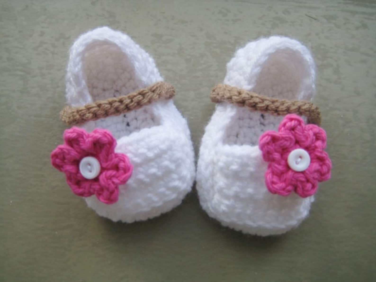 crochet pattern booties for girls (pdf pattern)- 4 sizes, ballet flats