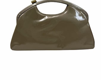 Vintage taupe lakleren clutch portemonnee gouden frame retro jaren 60 70 mod chic