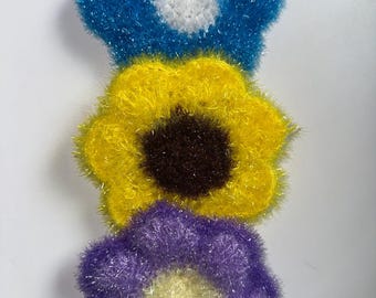 Handmade Korean Flower Scrubbie: Polyester Dish Scrubber