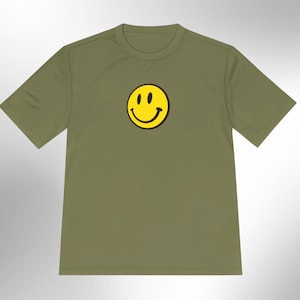 Smile Arc T-shirt, a unisex smile mark T-shirt that is lightweight, moisture-wicking, and breathable, making it comfortable even in the hot summer.