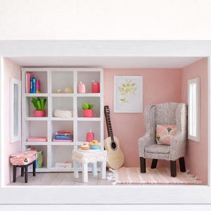 Diorama de sala de lectura en miniatura, vitrina para rincón de lectura acogedor, habitación en miniatura hecha a mano, arte de biblioteca en miniatura, regalo único