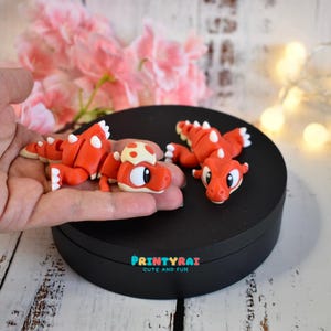 3D Printed Baby T-Rex Dinosaur – Articulated Flexible Fidget Toy, Sensory Desk Pet, Stress Relief Gift, 9 cm