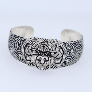 Vintage beautiful roar Tiger face design cuff bracelet, Tiger cuff bracelet, 925 sterling silver cuff adjustable bracelet, Gift for her