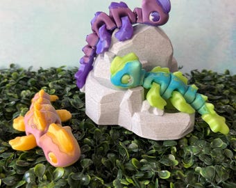 Couches articulées flexibles Fidget Le monstre du Loch Ness imprimées en 3D en vert