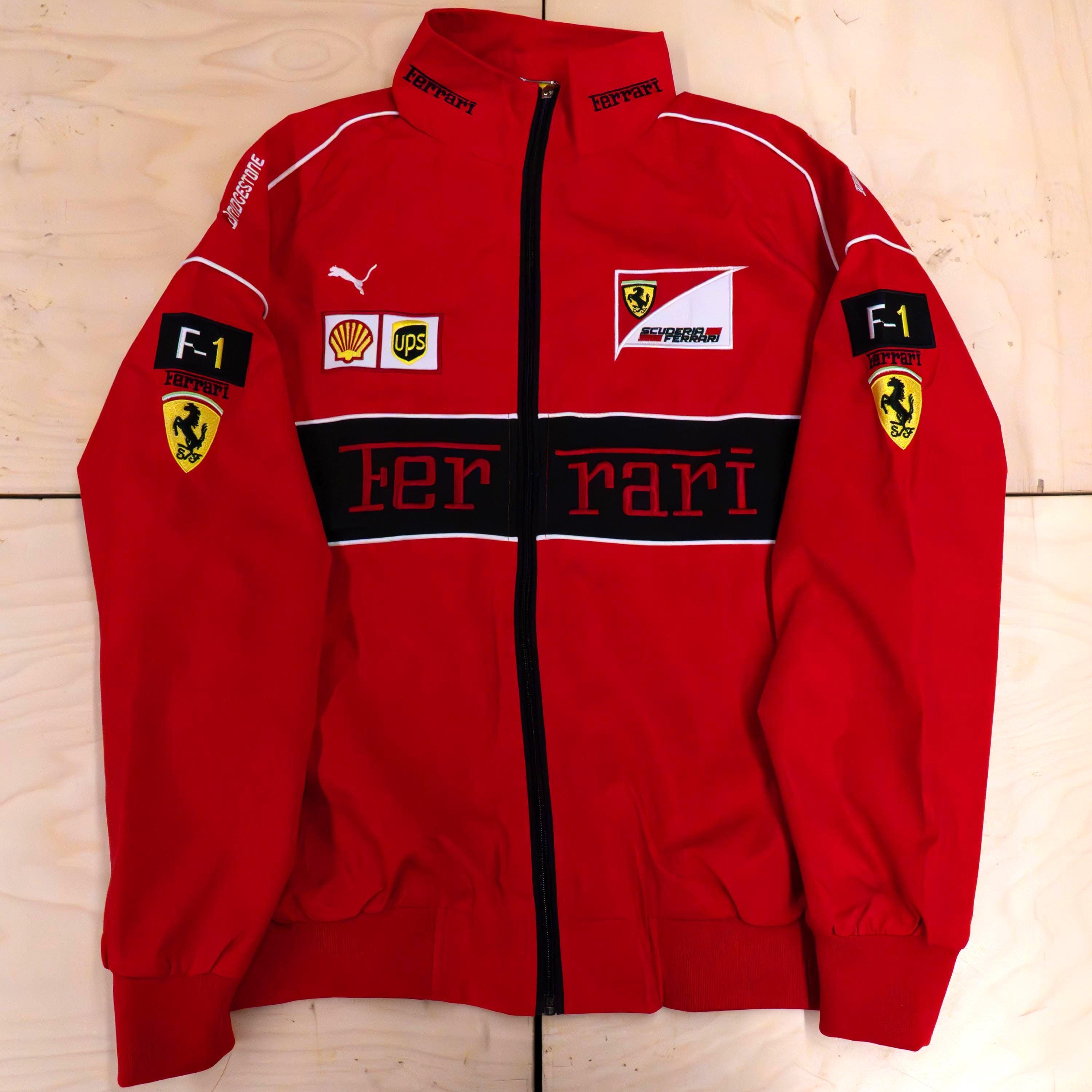 Chaqueta vintage Ferrari F1: ropa de calle roja de carreras, chaqueta unisex de Fórmula 1 con bordado retro, chaqueta de coche retro, regalo de automovilismo para él/ella.