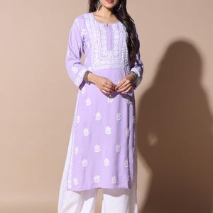 Lucknowi Chikan Rayon Kurti: Hand-Embroidered Traditional Kurta