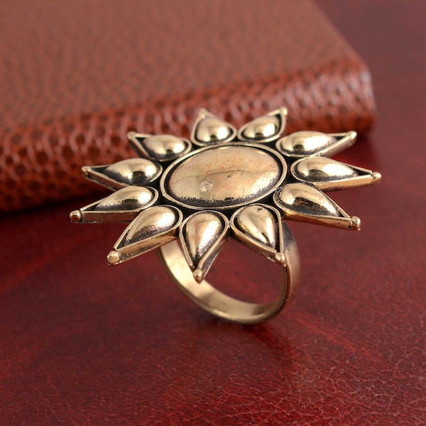 Vintage Gold Sunburst Ring, Statement Sun Ring, Boho Adjustable Ring, Celestial Jewelry, Bold Festival Ring, Unique Gift for Her