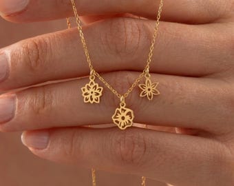 Collier délicat avec fleur de naissance, bijou personnalisé pour le mois de naissance, cadeau d'anniversaire pour maman, cadeau familial avec fleur de naissance