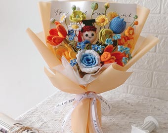 Graduation Crochet Bouquet, Amigurumi Flower with Custom Doll, Class of 2026 Keepsake Gift, Handmade Forever Flowers, Gift for Her