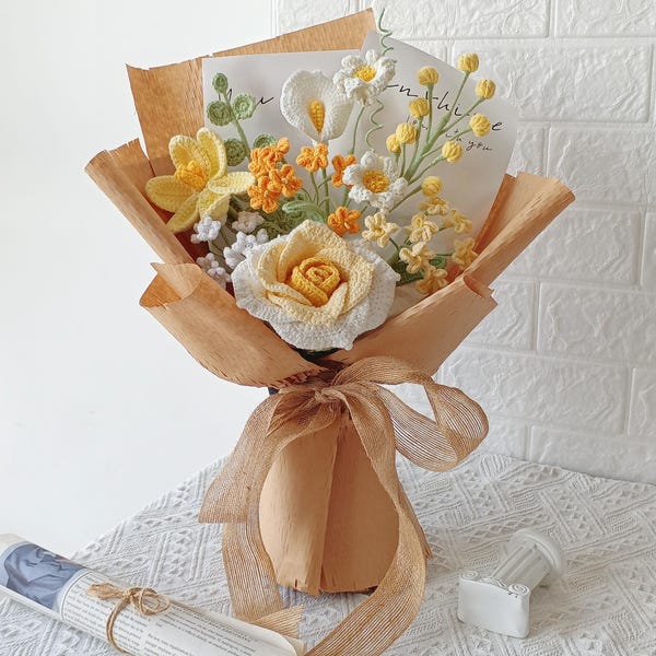 Handmade Crochet Rose Flower Bouquet, Everlasting and Never Wilt Gift for Mother's day