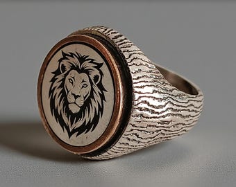 Sterling Silver Lion Head Men's Ring with Detailed Engraving, Bold Masculine Gift Jewelry
