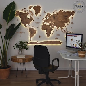 Mappamondo on the wall