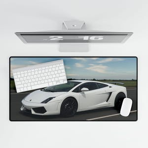 Tappetino da scrivania con design Lamborghini, decorazione da scrivania per appassionati di auto, tappetino per mouse da gioco, accessori per ufficio, regalo per lui, organizer per ufficio domestico